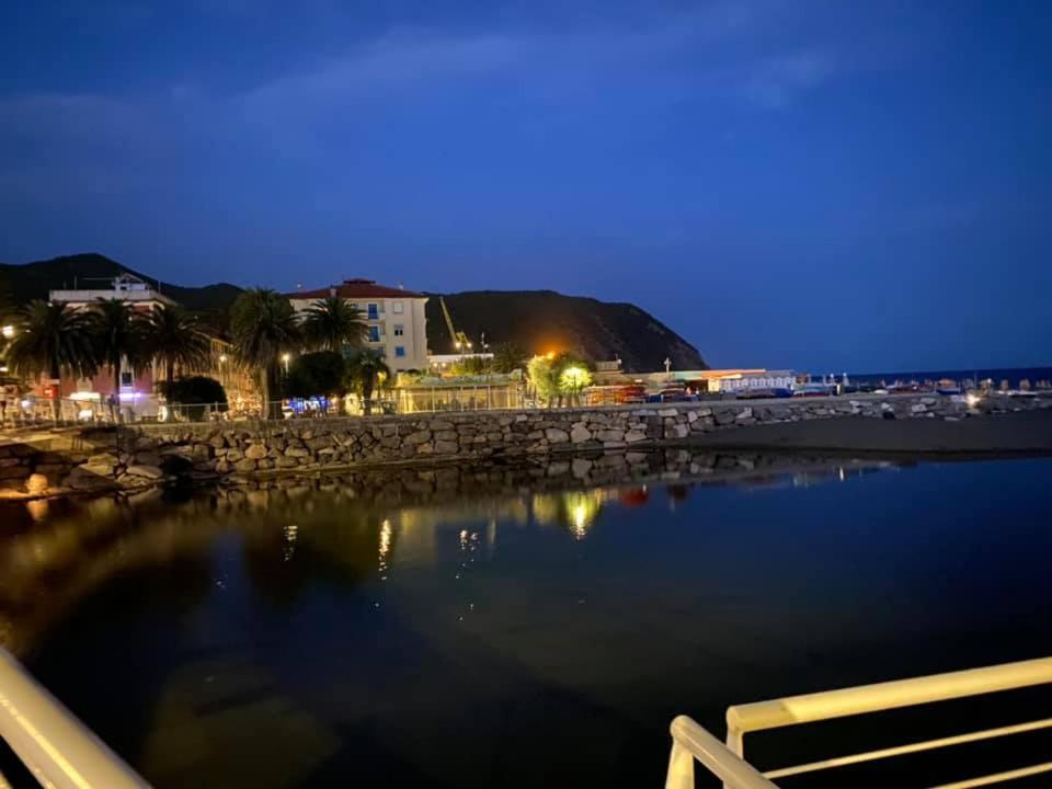 La Maison Due Guestin Sestri Levante Exterior foto